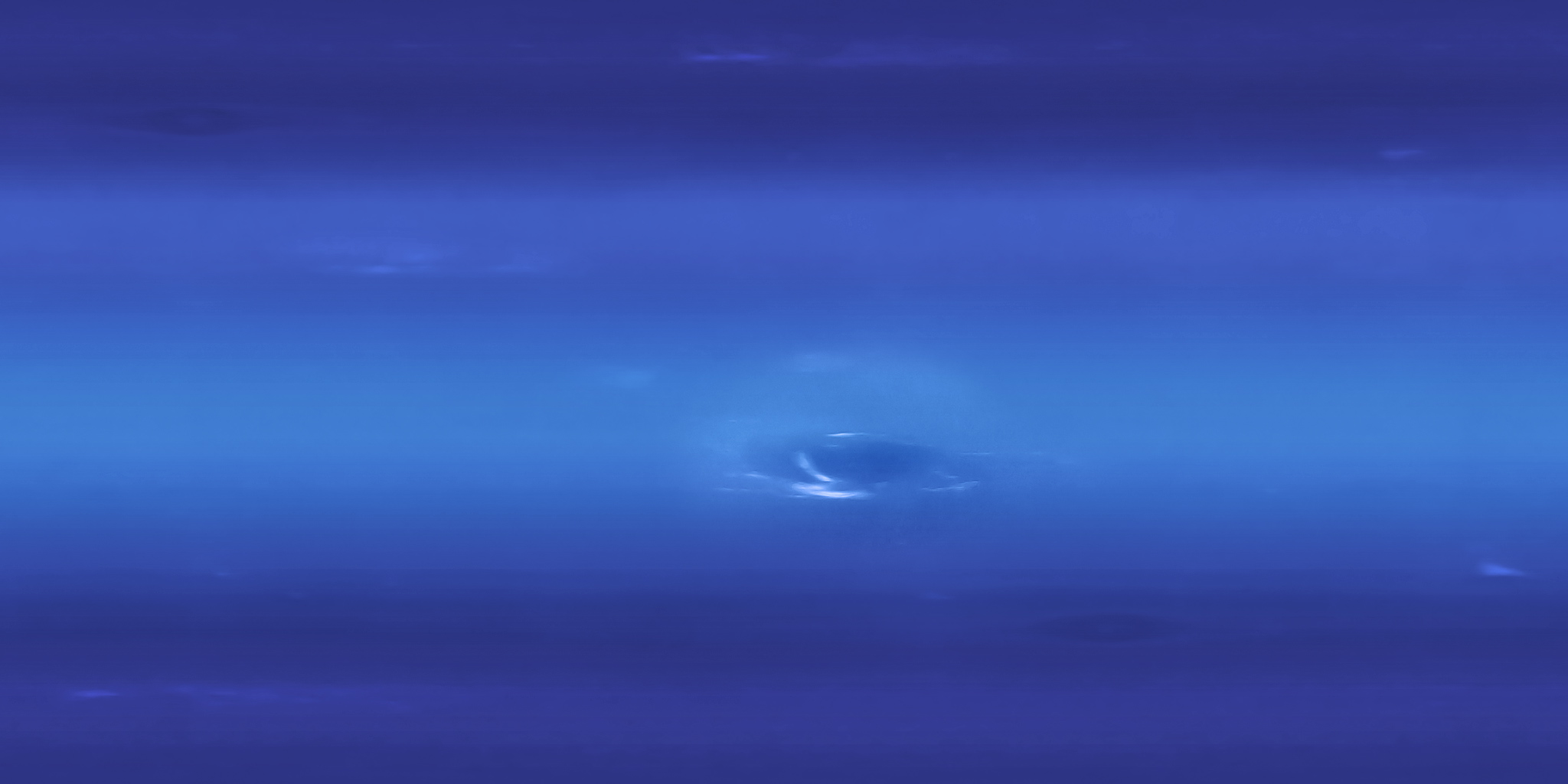 Il disco blu intenso di Nettuno ricostruito dalle immagini NASA